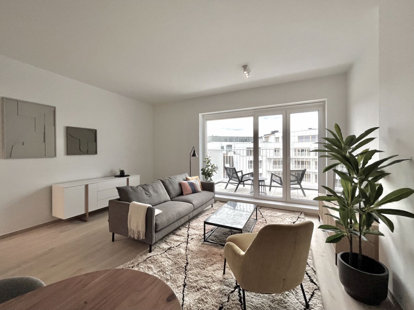 FDE3B230-A77E-4E40-884B-5C80A26F4CBA_1_201_a FDE3B230-A77E-4E40-884B-5C80A26F4CBA_1_201_a